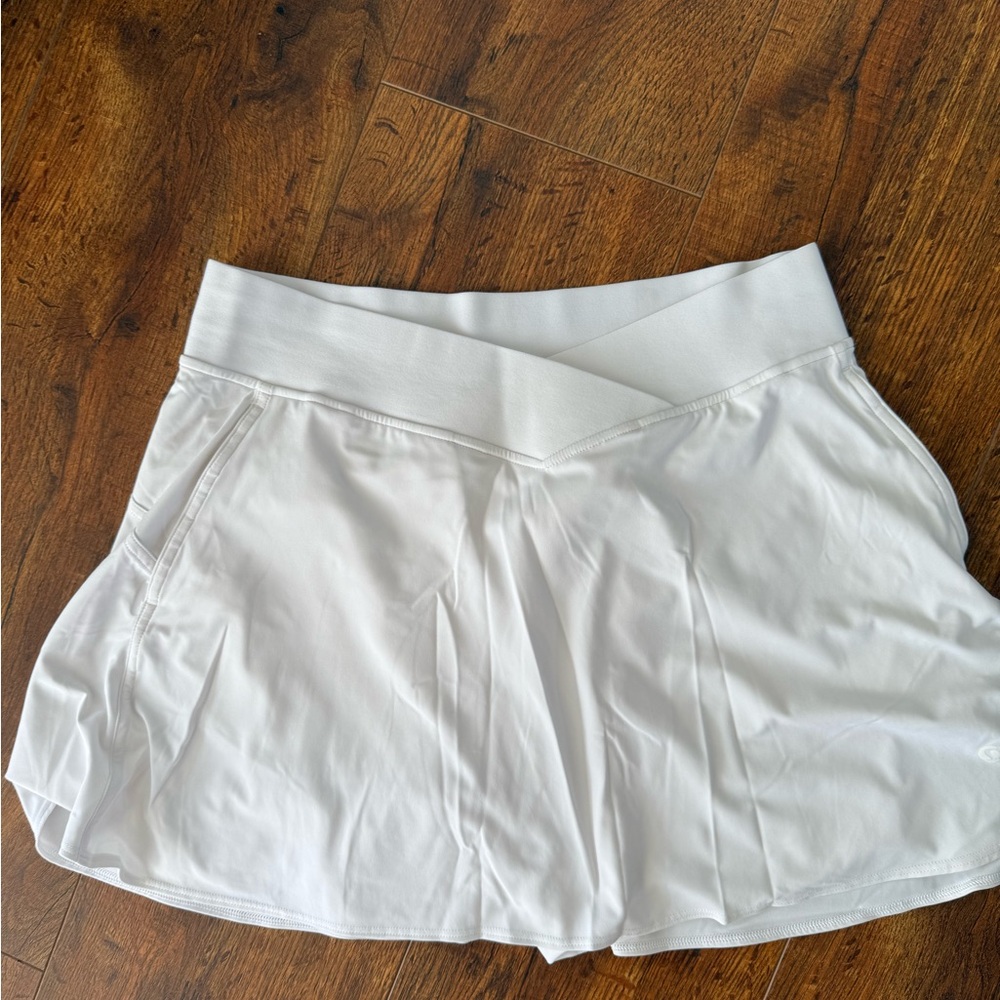 Lululemon V Waist Tennis Skirt